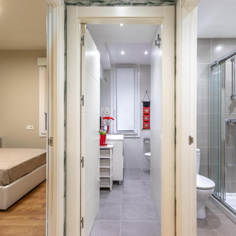 Apartamento en Licenciado Poza - Three-Bedroom Apartment - 4