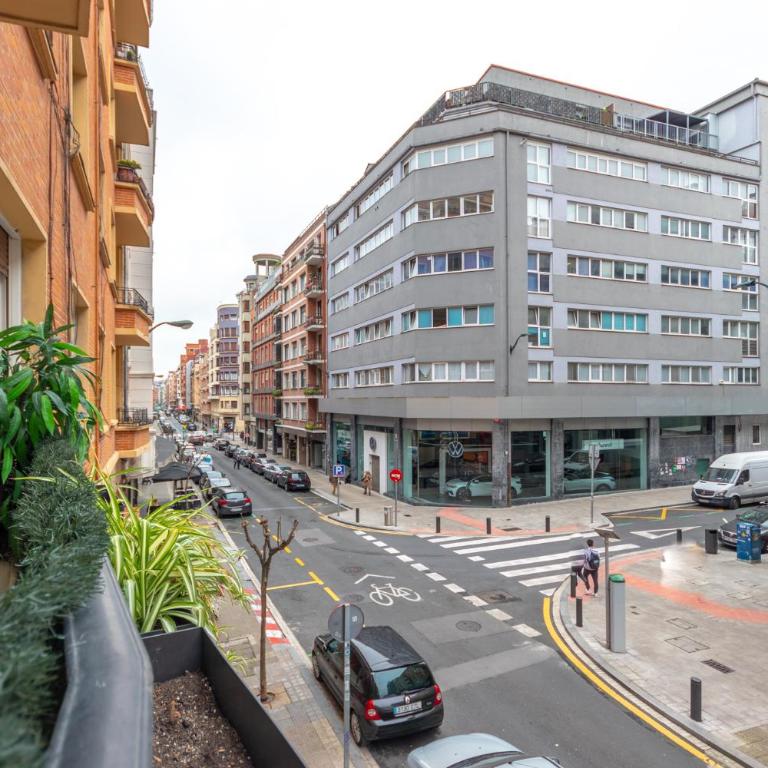 Apartamento en Licenciado Poza - Three-Bedroom Apartment - 29