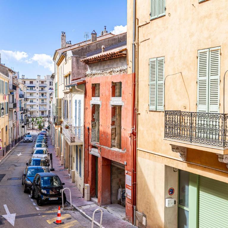 Beautiful 1BR, heart of Suquet-Cannes - 5min beach - Appartement - 9