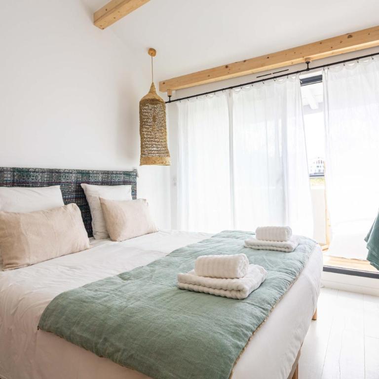 Biarritz Surf Lodge Chambre d'hôtes - Chambre Quadruple avec Balcon - 10