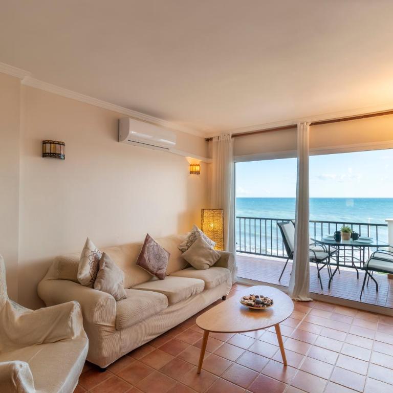 RentitSpain - Nerja - Arce 13 Hermoso Balcón con Vista al Mar - Two-Bedroom Apartment - 11
