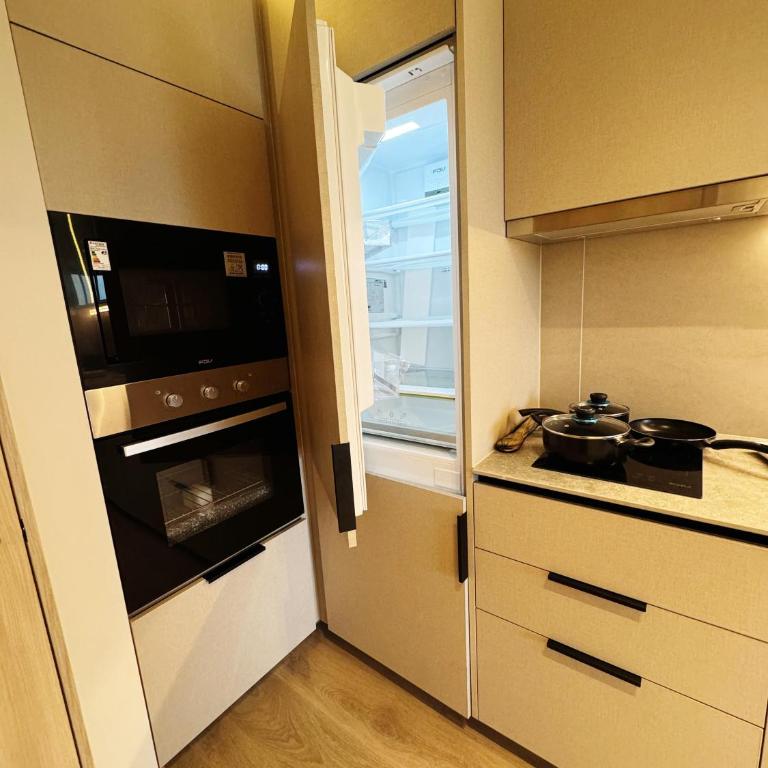Moderno departamento vanguardista en el corazón de Las Condes - Apartamento de 1 dormitorio - 57