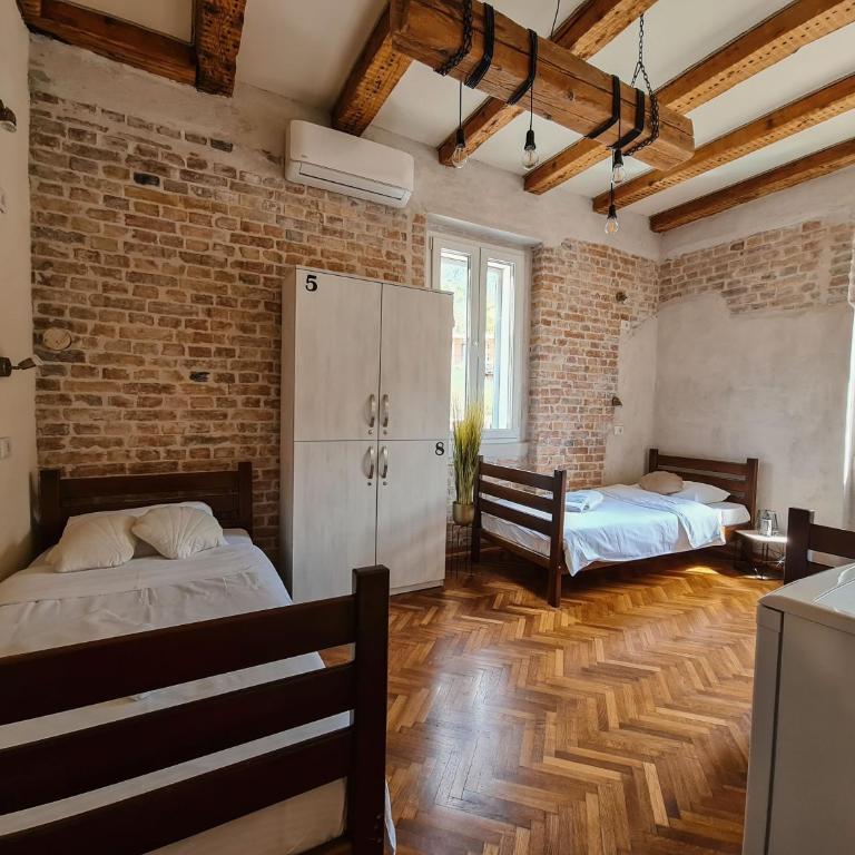 Step to Kotor bay Guesthouse - Standard Triple Room - 2