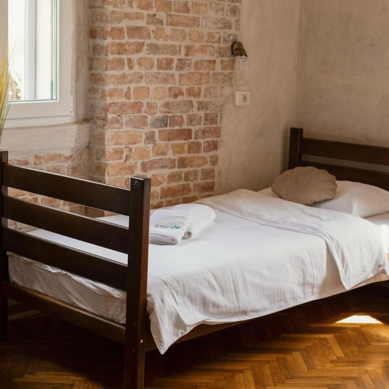 Step to Kotor bay Guesthouse - Standard Triple Room - 9