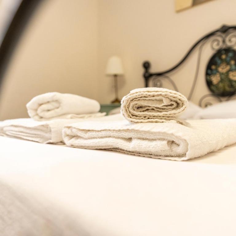 Plebiscito Rooms - Camera Tripla con Bagno - 7
