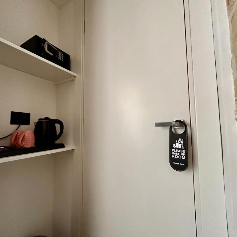 Elegance Rooms Spaccanapoli - Camera Matrimoniale con Bagno Privato - 10