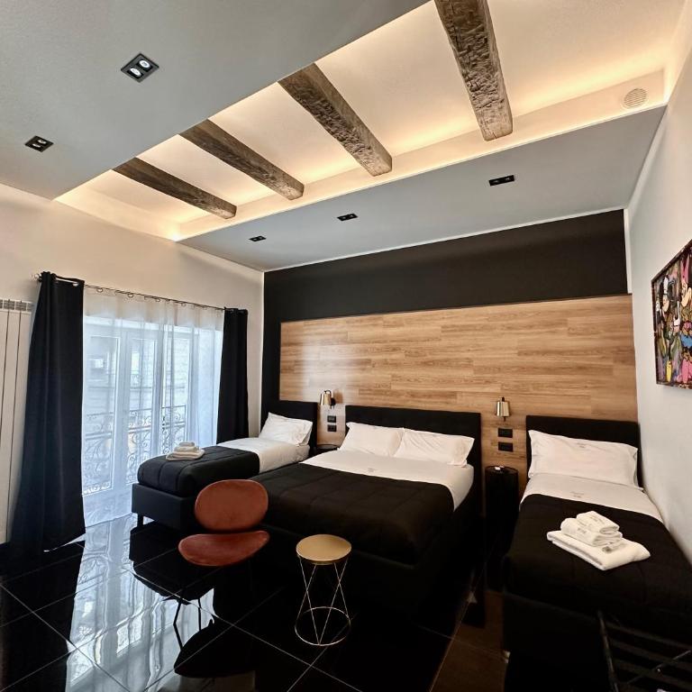 Elegance Rooms Spaccanapoli - Camera Quadrupla con Bagno Privato - 25
