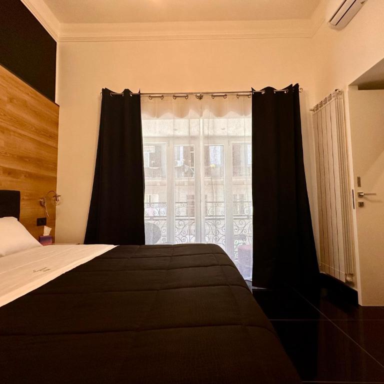 Elegance Rooms Spaccanapoli - Camera Matrimoniale con Bagno Privato - 23