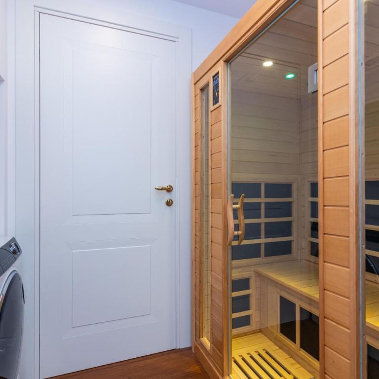 Elegant Home with Sauna in Turin by Wonderful Italy - Apartment - 16