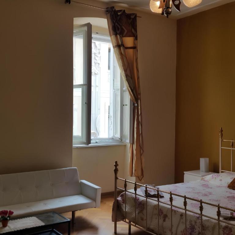 Affittacamere Guerrero JR Tra storia e cultura - Camera Matrimoniale con Bagno Privato Esterno - 7