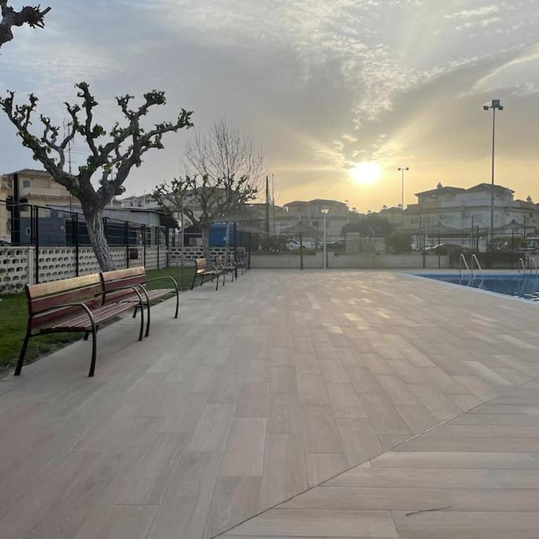Lovely Holiday Home Santa Pola,Gran Alacant - Two-Bedroom House - 17