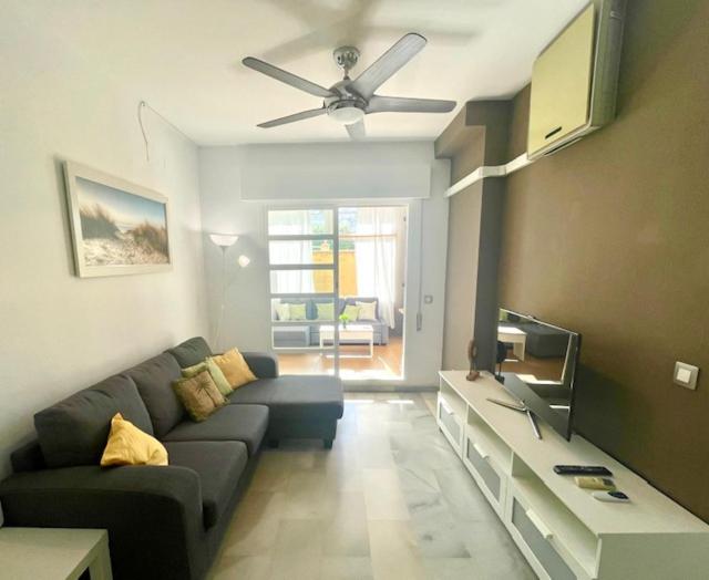 GATU SIROCO junto la playa, piscina, aire acc, terraza, " Preferente mayores de 21 años y familias " - Apartamento con terraza - 11