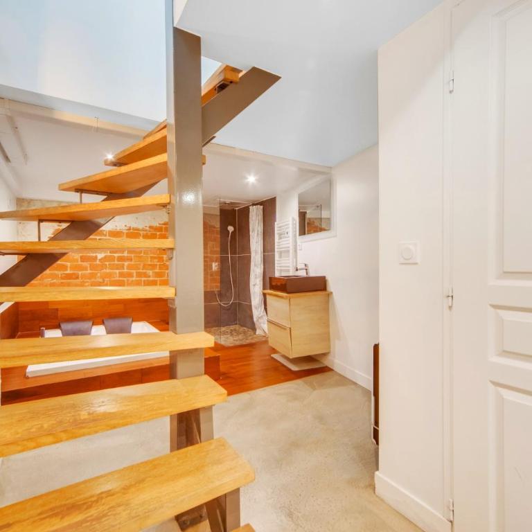 Large Flat Very Close to Montmartre - Appartement 2 Chambres - 16