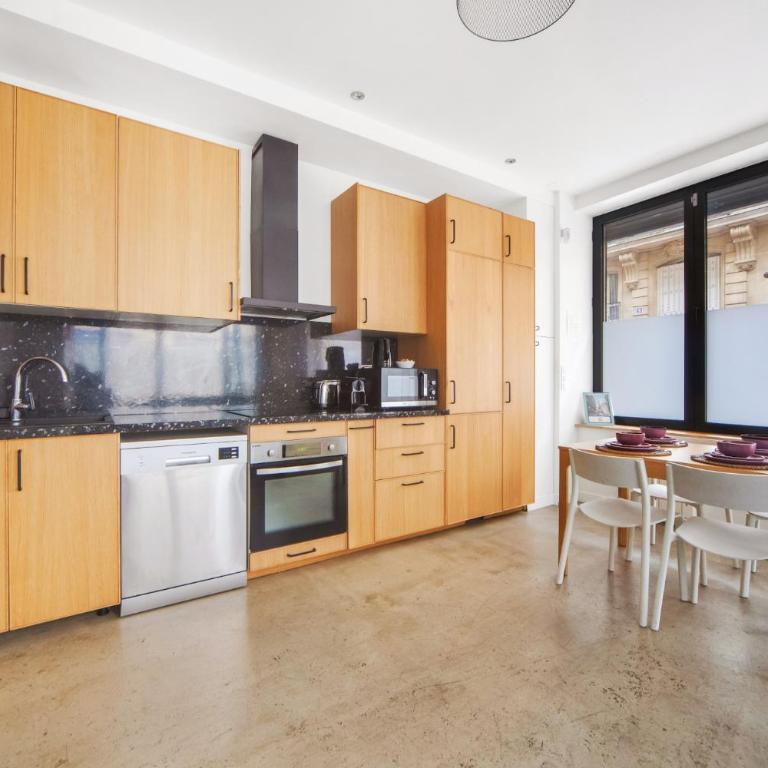 Large Flat Very Close to Montmartre - Appartement 2 Chambres - 3