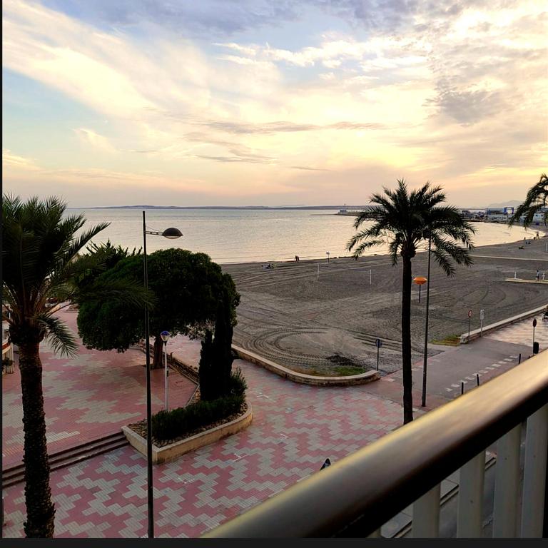 Apartamento a pie de playa Escapadas Santa Pola - Apartamento con vistas al mar - 4