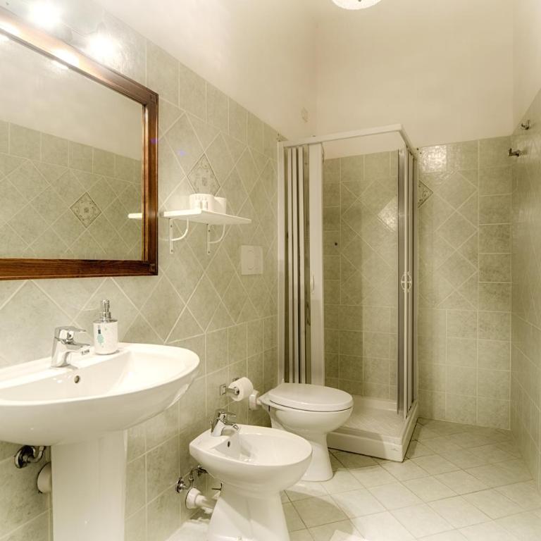 B&B Antica Dimora - Camera Tripla con Bagno Privato - 5