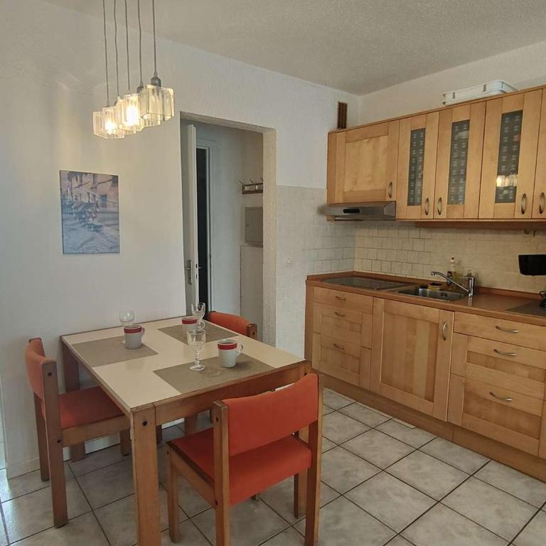 Appartement T2 avec Terrasse et Piscine, Parking Privé, Espace Aquatique - Le Barcarès - FR-1-195-22 - Apartment (4 Erwachsene) - 1