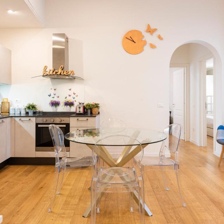 Charming View by Mmega - Two-Bedroom Apartment - 9