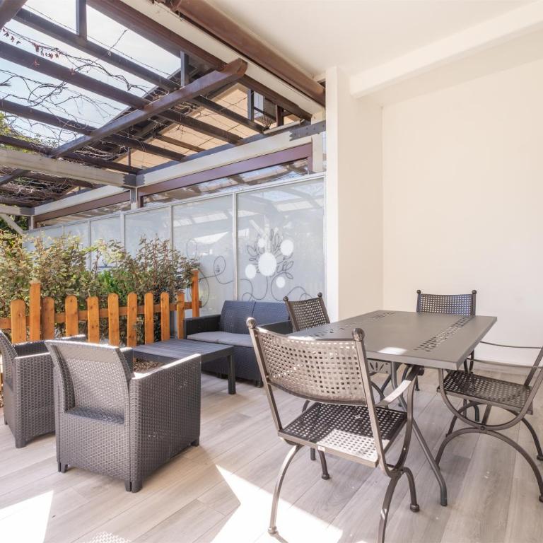 Residence Villa degli Aranci - Appartamento con Vista Giardino - 1