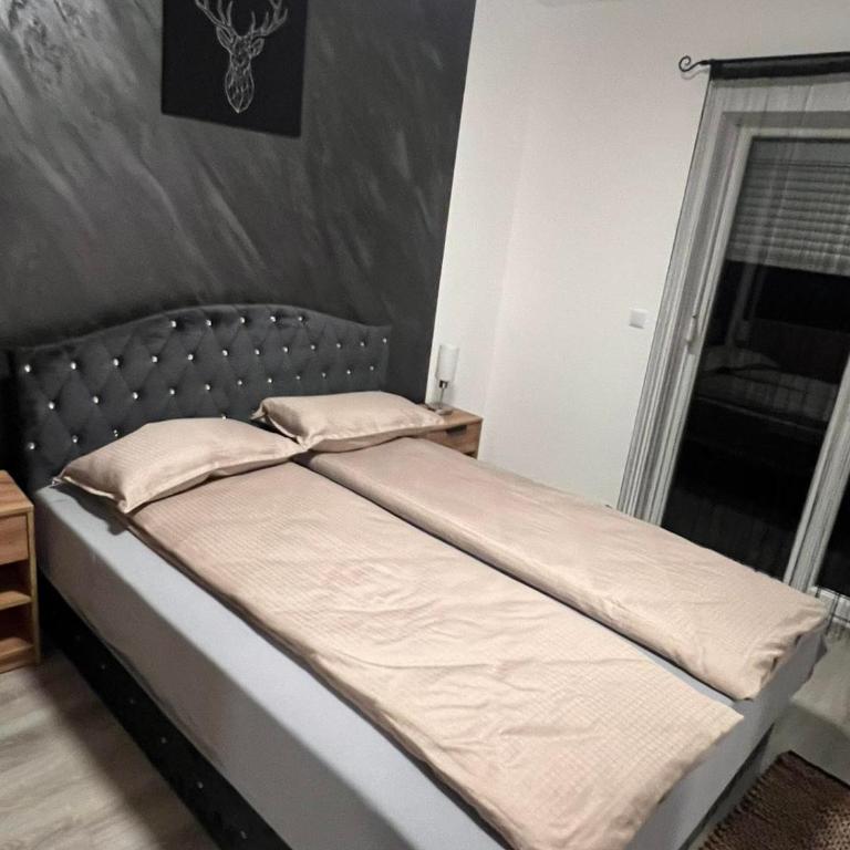 Una-No1 - One-Bedroom Apartment - 11