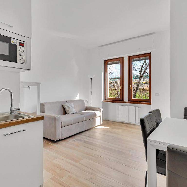 Alessia's Flat - Bonomelli - Appartamento con Balcone - 1