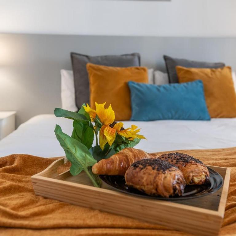 Mediterranean Hidden Treasure At Puerto Banus - Apartment - 17