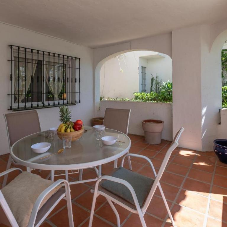 Mediterranean Hidden Treasure At Puerto Banus - Apartment - 33