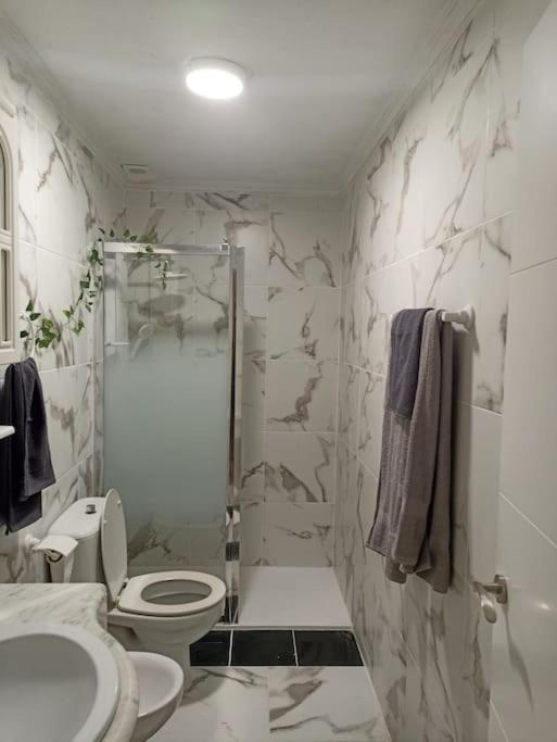 Precioso piso en frente del mar - Three-Bedroom Apartment - 12