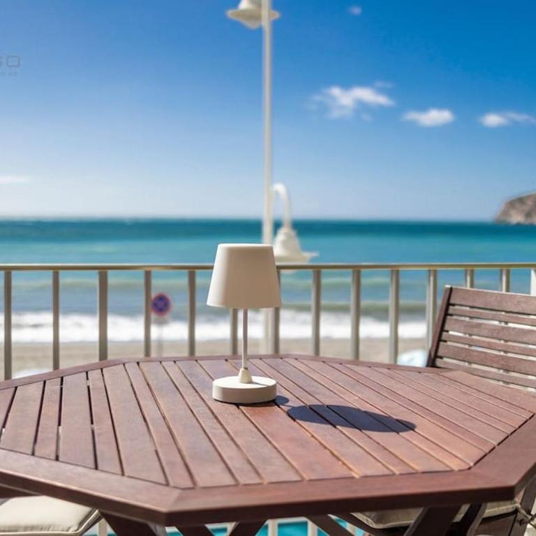 Szimple Magnific Seaviews - Three-Bedroom Apartment with Sea View - 22
