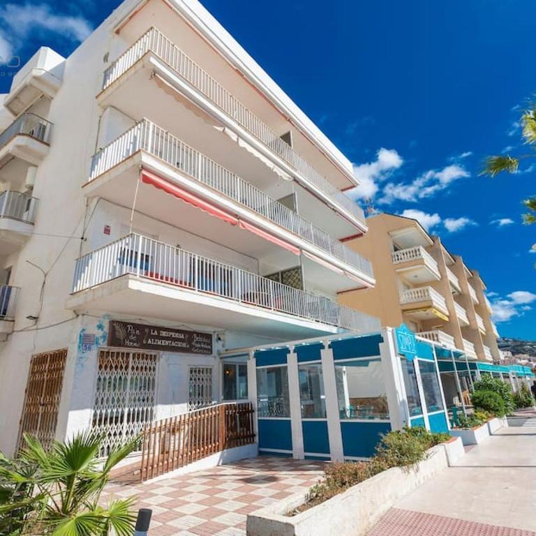 Szimple Magnific Seaviews - Three-Bedroom Apartment with Sea View - 30