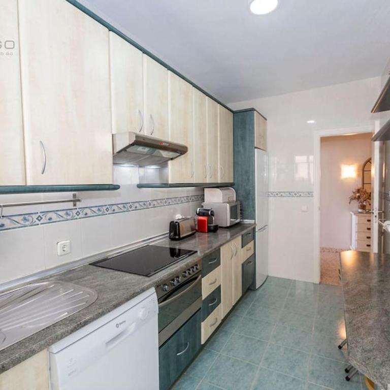 Szimple Magnific Seaviews - Three-Bedroom Apartment with Sea View - 72