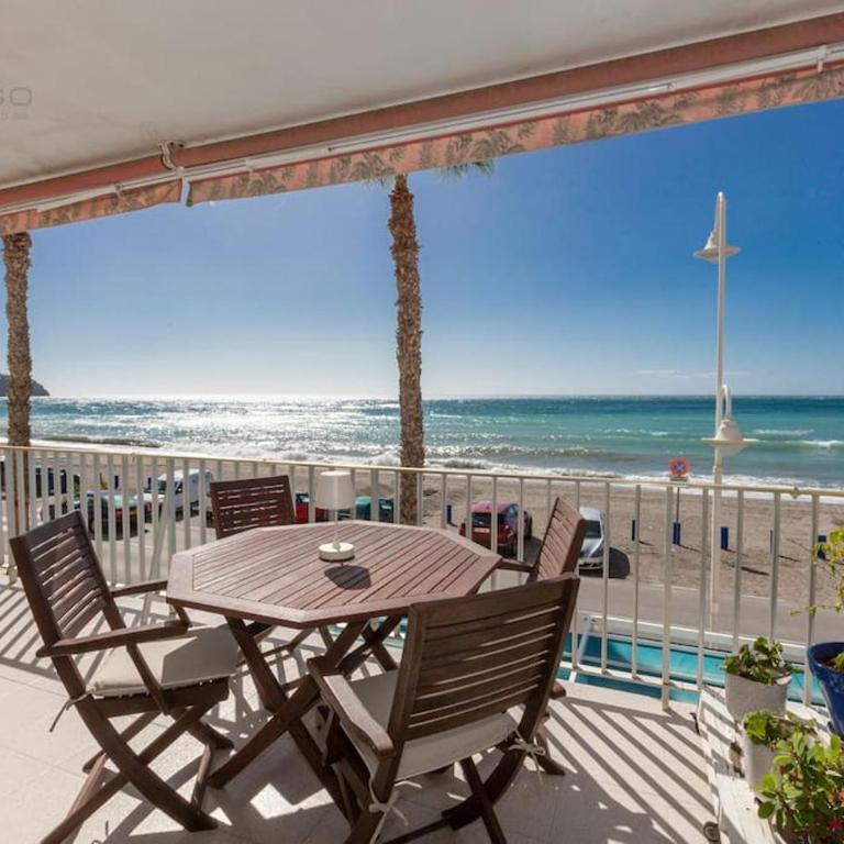 Szimple Magnific Seaviews - Three-Bedroom Apartment with Sea View - 86