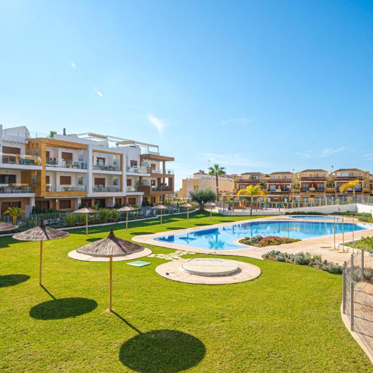 Azalea - Apartamento con vistas a la piscina - 3