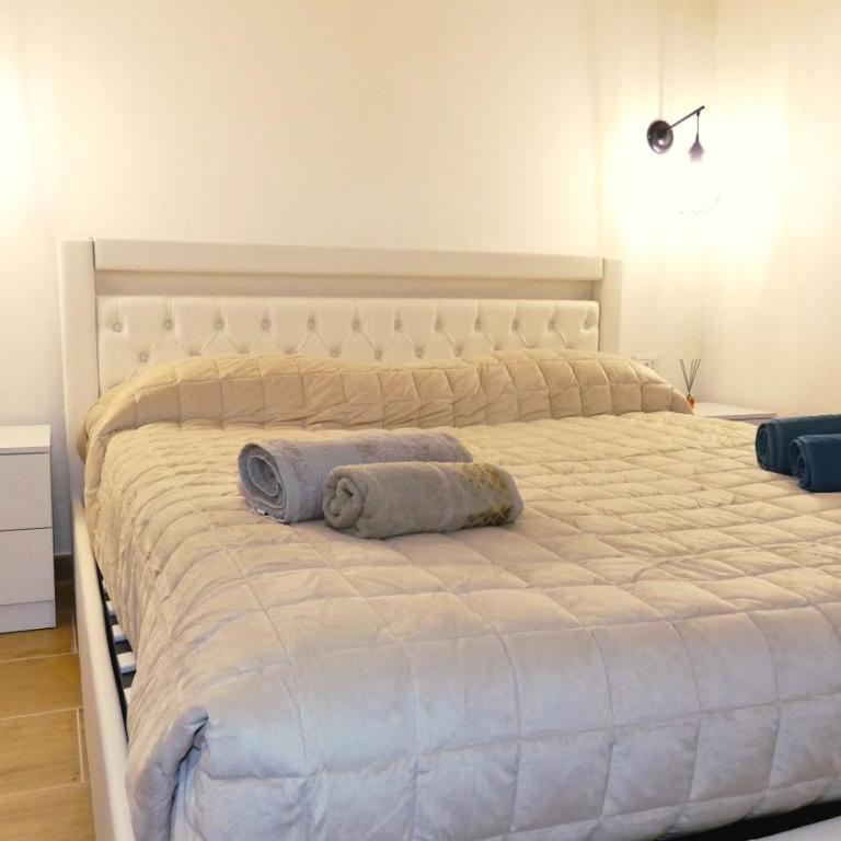 Carlito's Way 234 - Double Room with Private Bathroom - 2