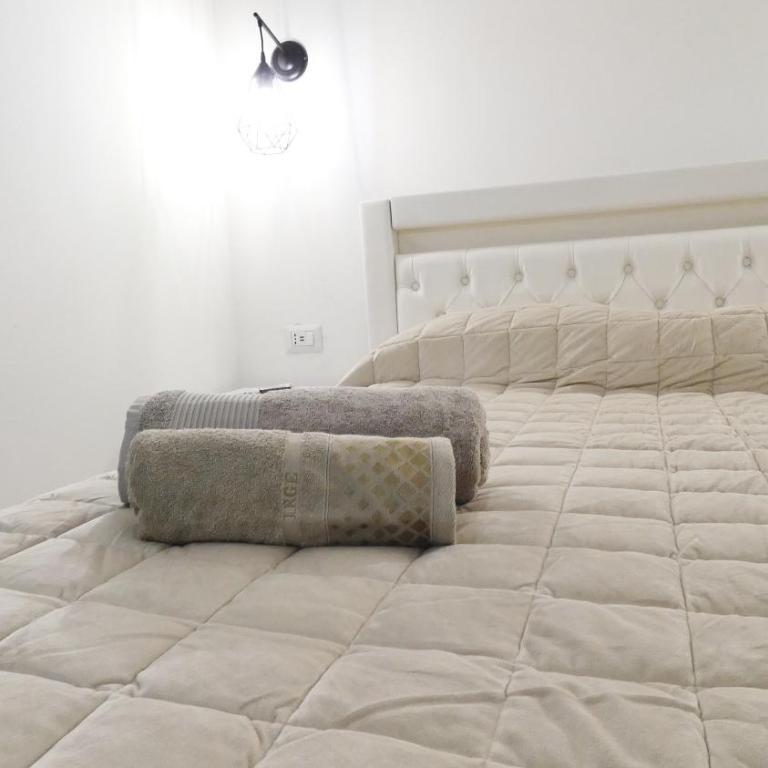 Carlito's Way 234 - Double Room with Private Bathroom - 3