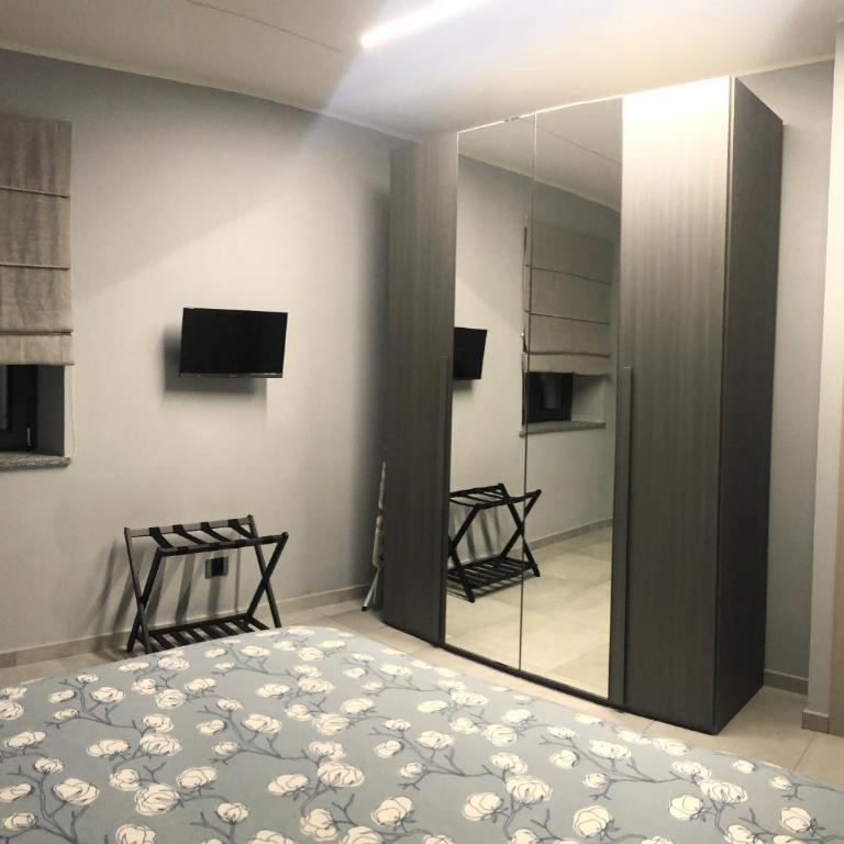 Casa Gemma - One-Bedroom Apartment - 18