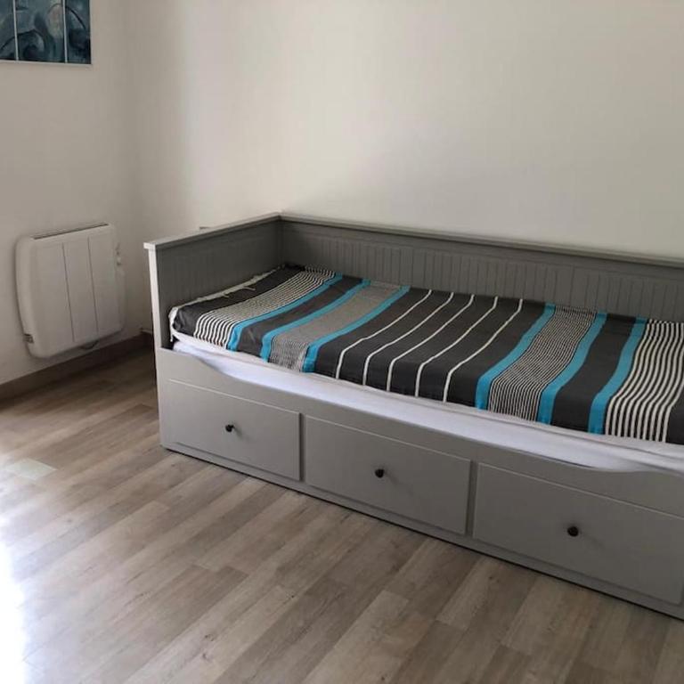 Toulon - CAP BRUN - T3 rez de jardin - Two-Bedroom Apartment - 11