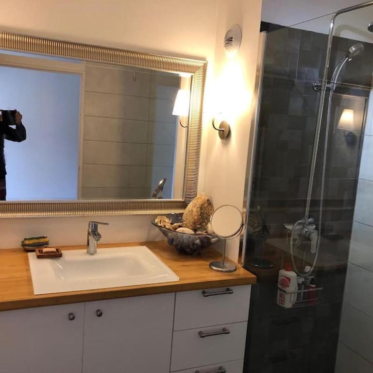 Toulon - CAP BRUN - T3 rez de jardin - Two-Bedroom Apartment - 10