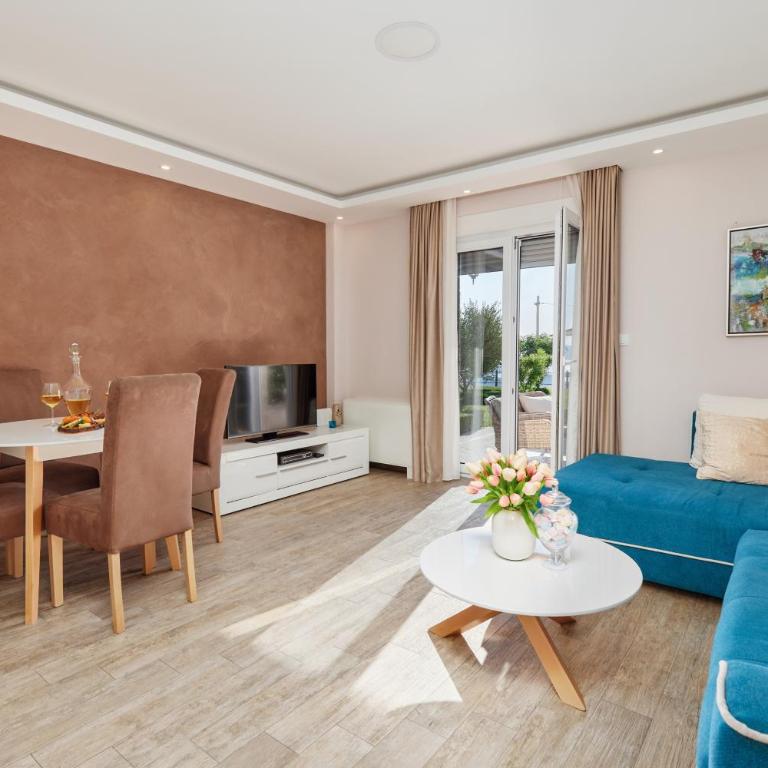 Carpe Diem Apartments - Apartment with Sea View - 10