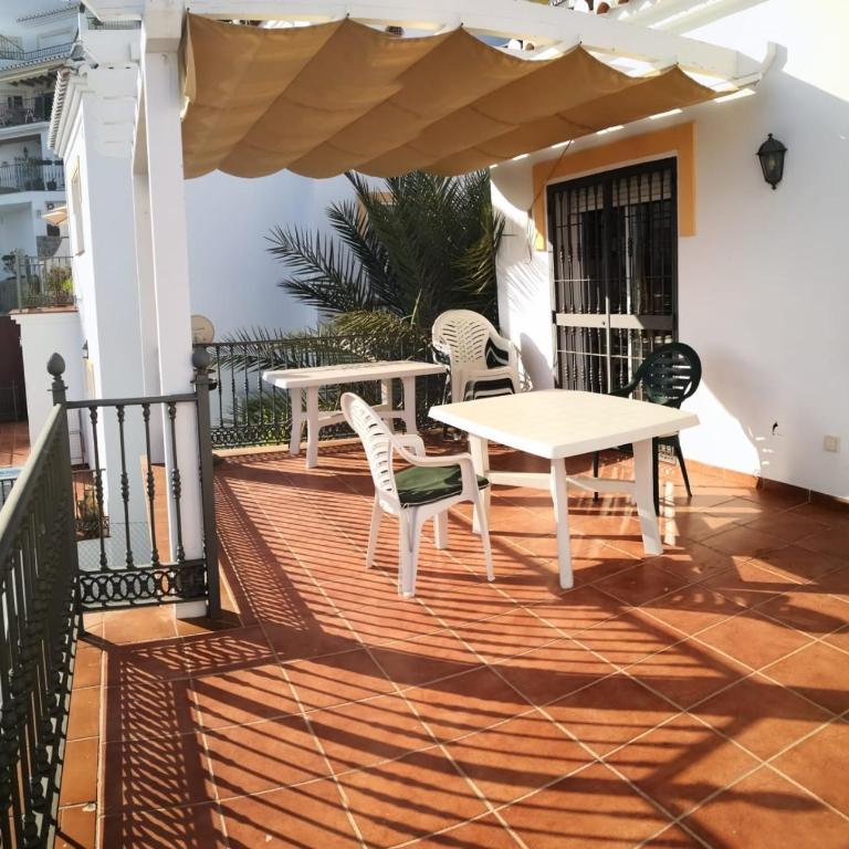 5 bed family villa with pool - Casa de 5 dormitorios - 3