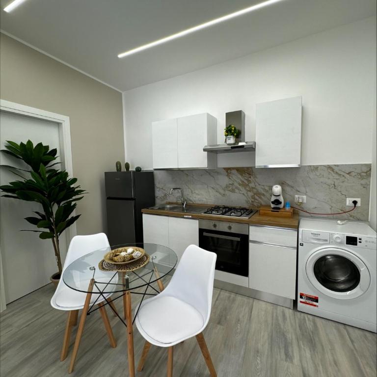 Matthias Luxury House - Deluxe Double Room with Balcony - 10