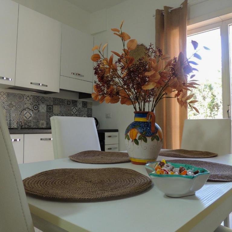 Dolphin House - Two-Bedroom Apartment - 10