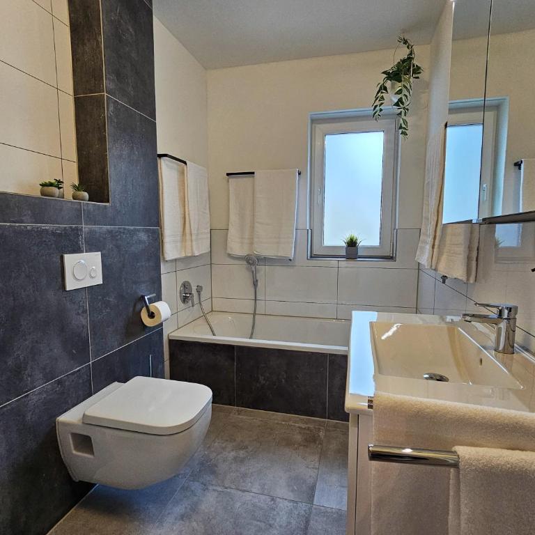 BETTER l modern apartment l Tischkicker - Apartment mit 3 Schlafzimmern - 34