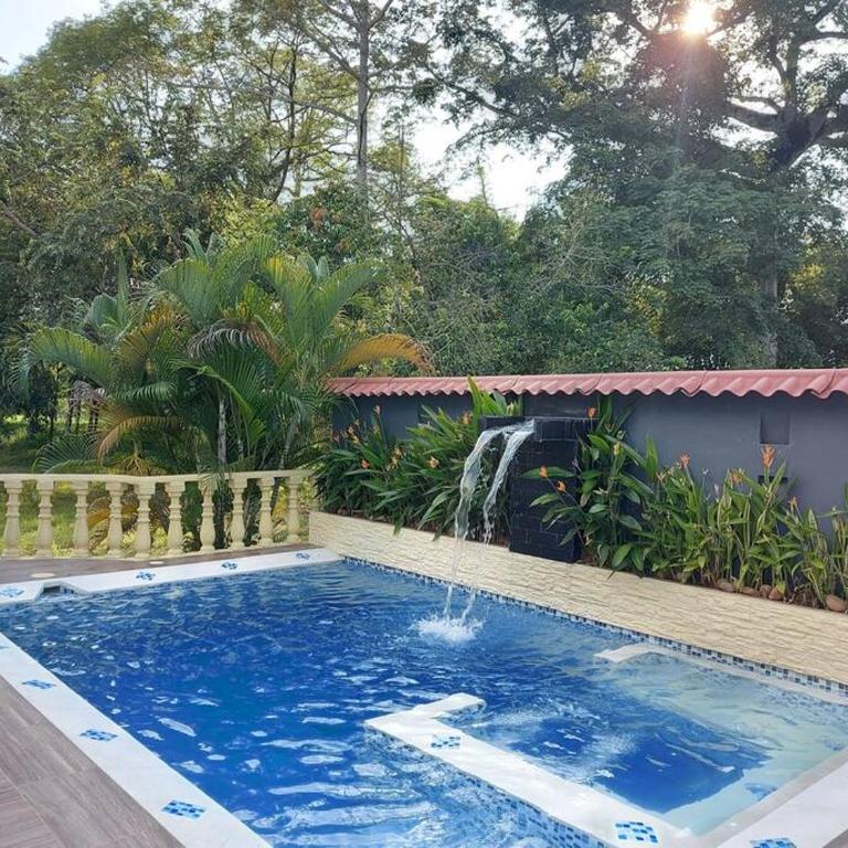 Hermosa Casa Quinta Vacacional - Casa de 4 dormitorios - 20