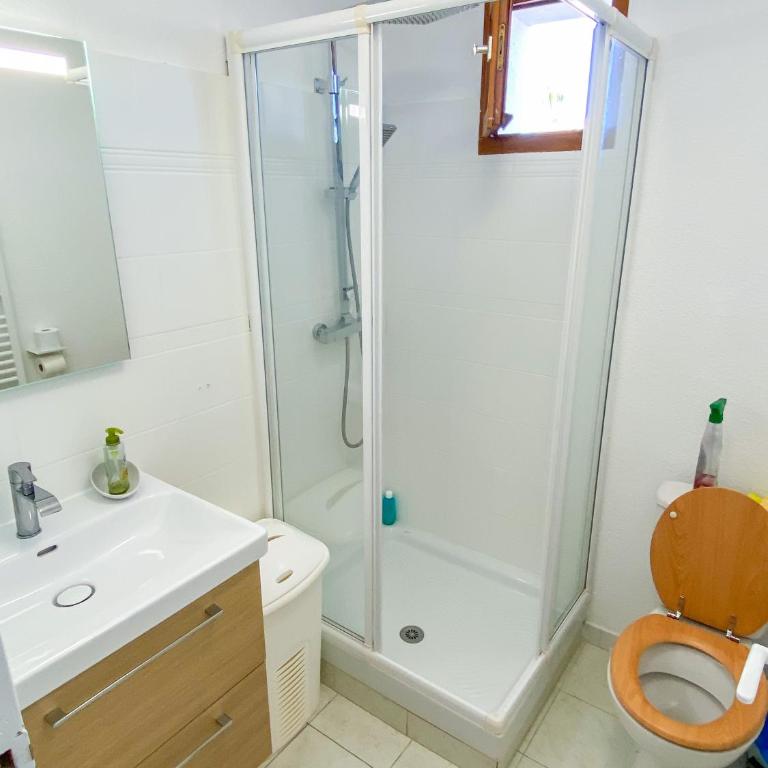Dydy Haven - maison de vacances à Vias plage, piscine, mer et climatisation - Maison 2 Chambres - 9