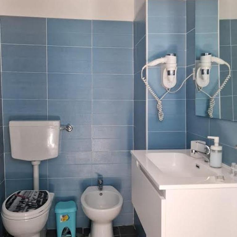 Napoli Station B&B - Camera Matrimoniale con Bagno Privato - 17