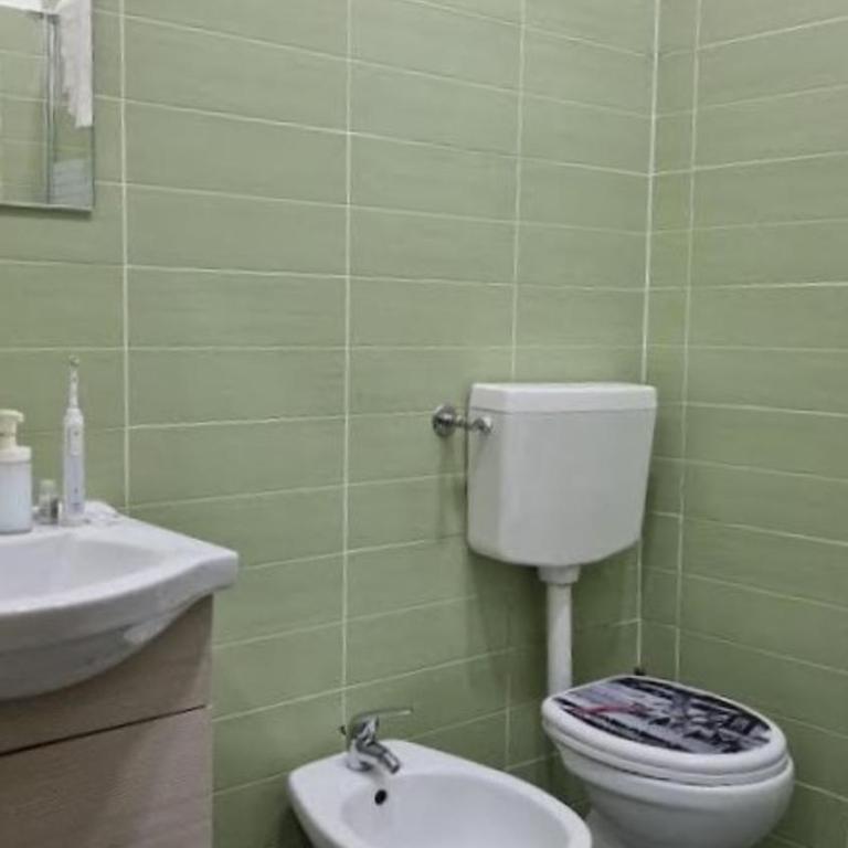 Napoli Station B&B - Camera Matrimoniale con Bagno Privato - 15