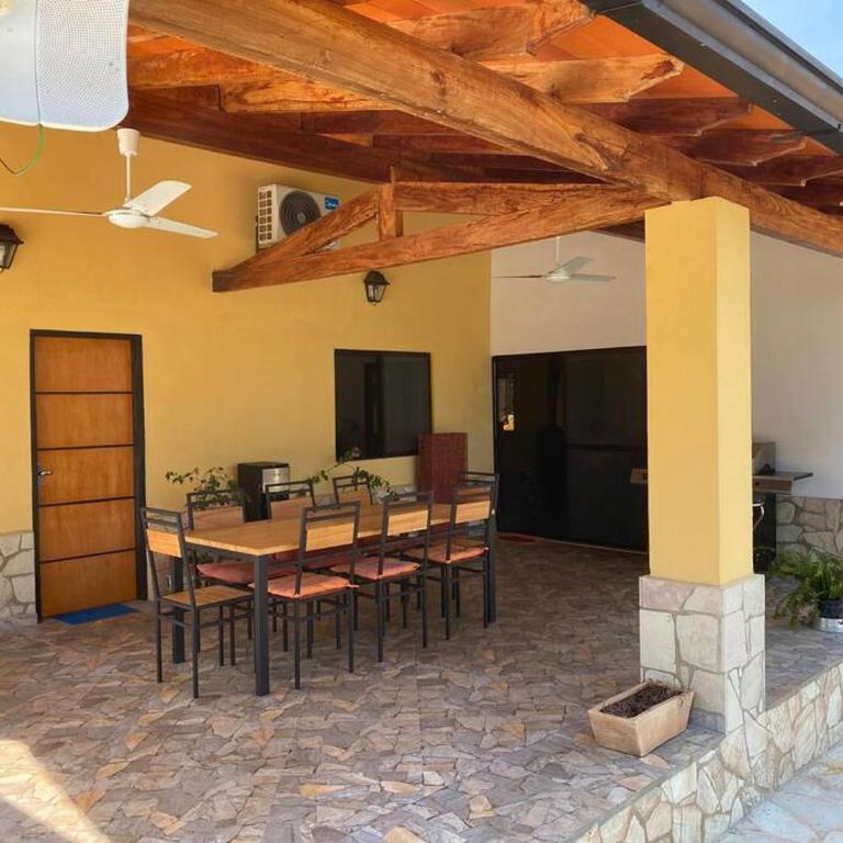 Lake view, comfort, close to the city, easy access - Casa de 2 dormitorios - 12