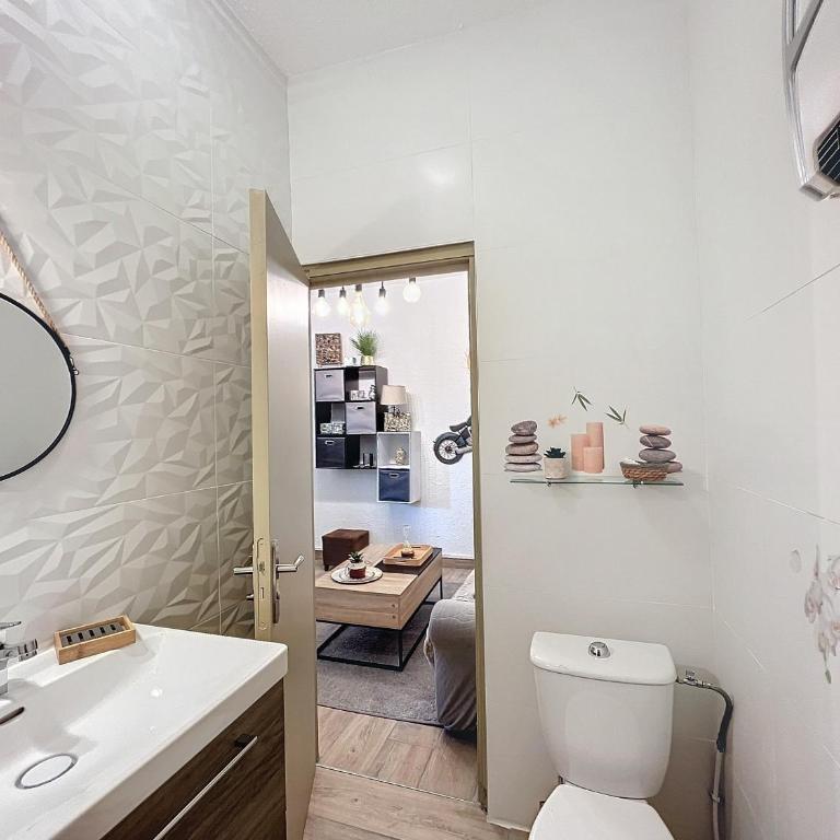 Appartement F2 avec terrasse, climatisation et proche des Thermes - Lamalou-les-Bains - FR-1-451-202 - Apartamento de 1 dormitorio - 12