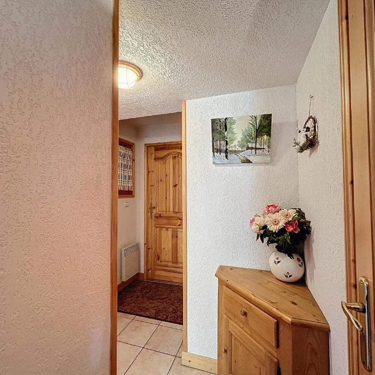 Appartement avec garage proches ski bus à Combloux - Appartement 1 Chambre - 11